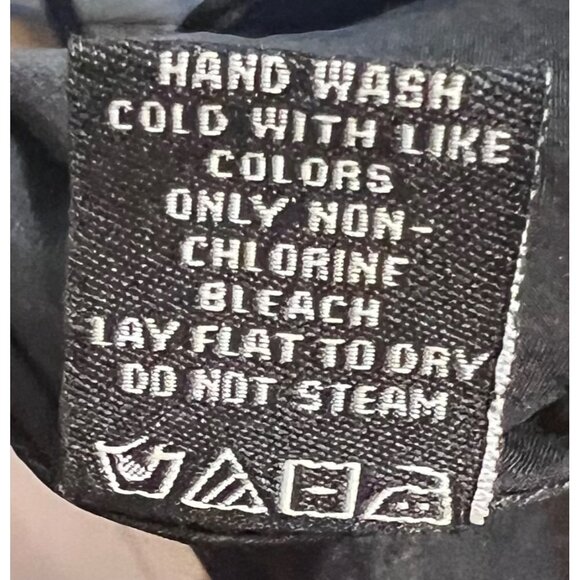 Vertical Small Black Sateen Tunic 3/4 Sleeve - Picture 6 of 6